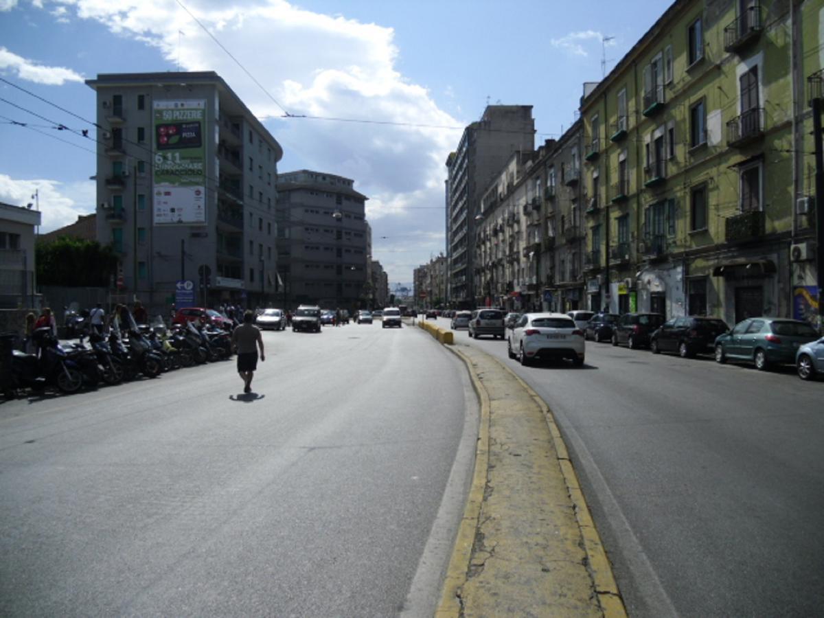 B&B Centralcity Napoli Eksteriør billede